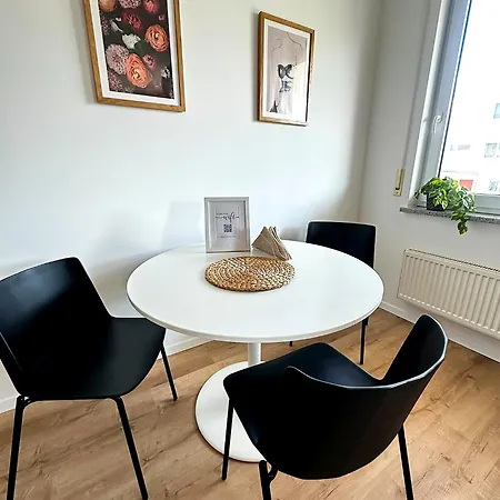 Charmante 2-zimmer-oase Im Zentrum Erlangens Lägenhet *