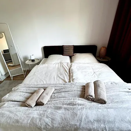 Lägenhet Charmante 2-zimmer-oase Im Zentrum Erlangens *